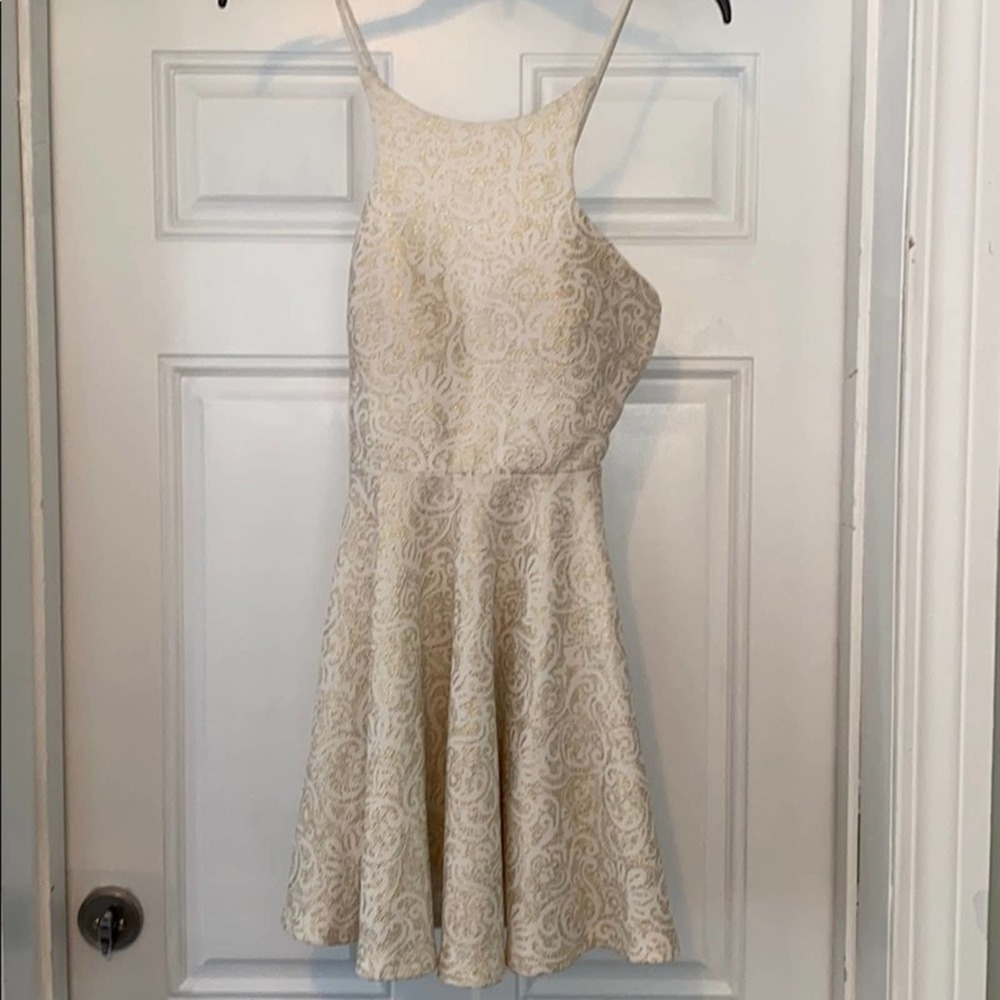 a’gaci Off White & Gold Sleeveless Dress